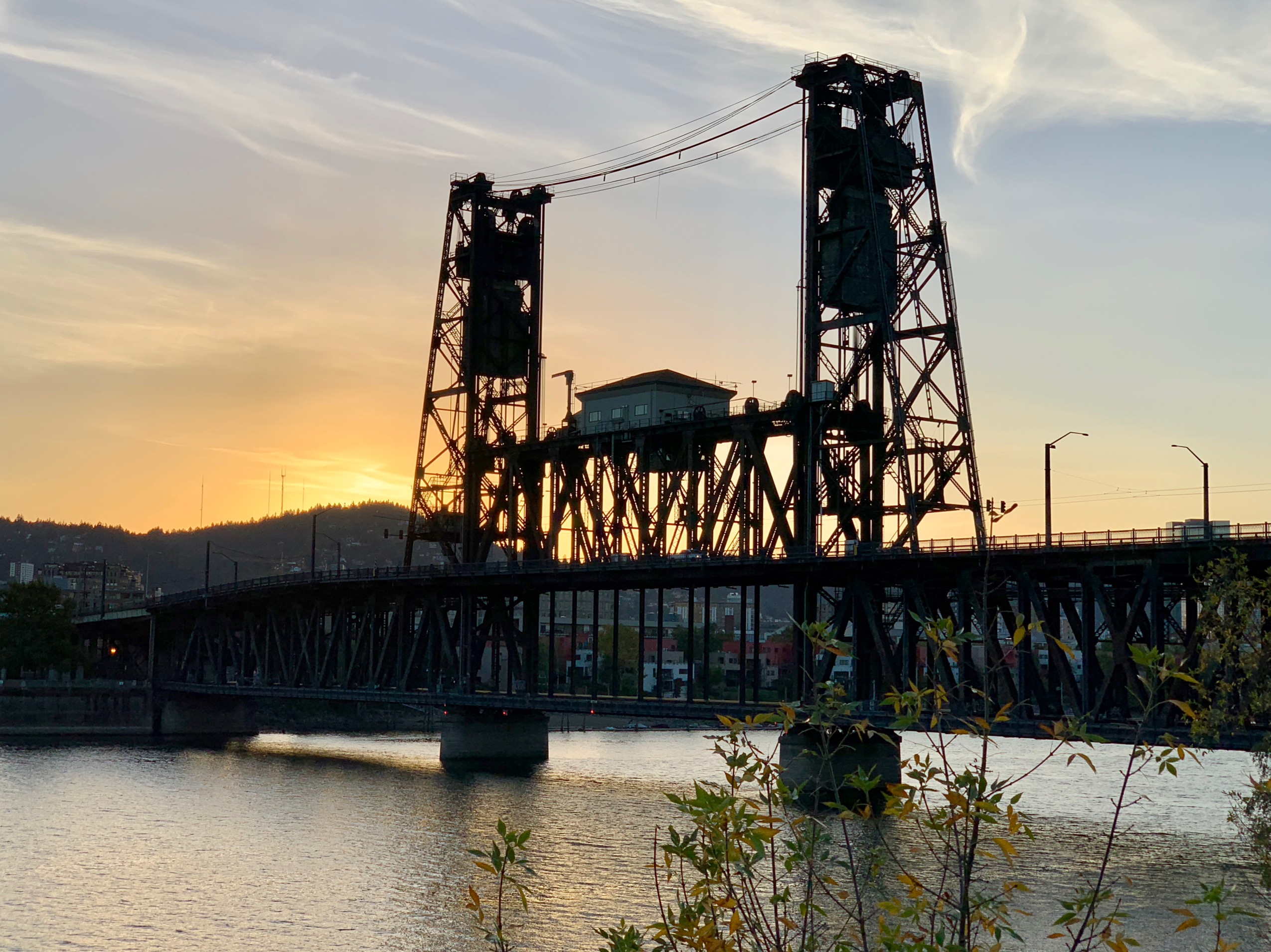 Portland with the iPhone XS Camera: Steel Bridge at Sunset