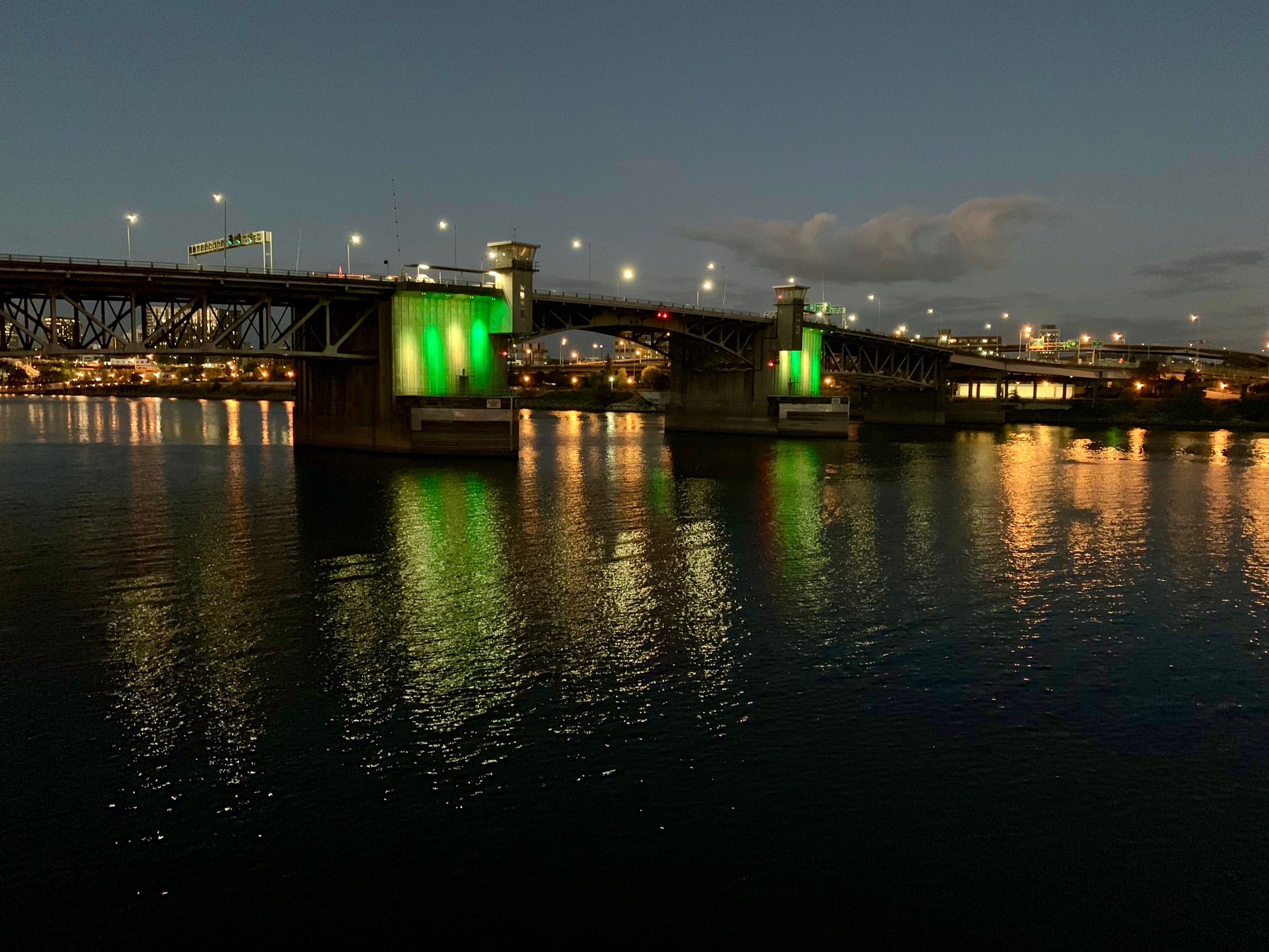 Portland with the iPhone XS Camera: Morrison Bridge